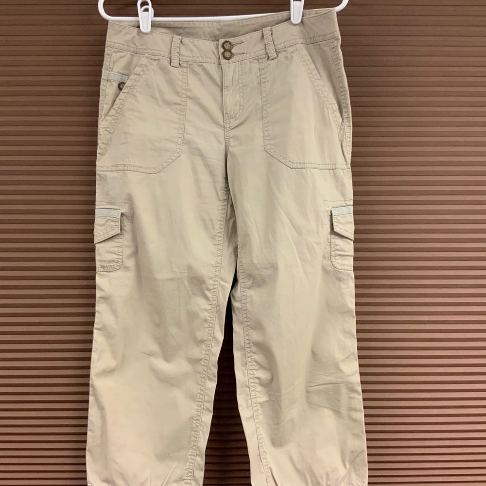 DKNY summer cropped cargo pants